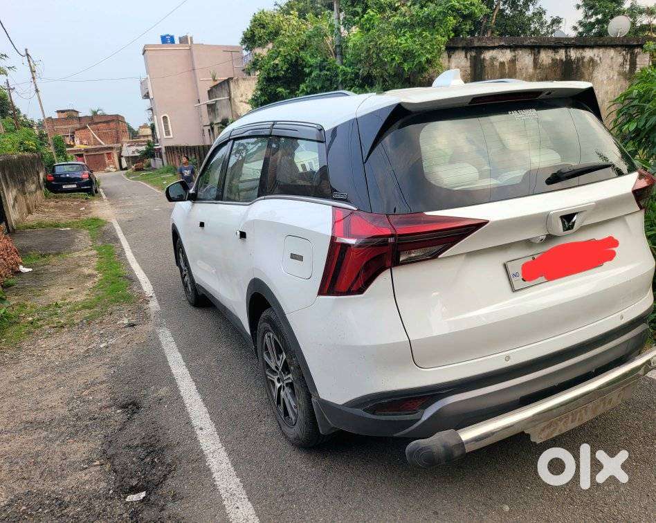 Mahindra Xuv700 2.0 Ax 7 Petrol At Luxury Pack Str, 2023, Petrol