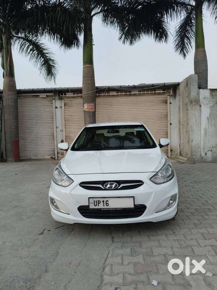 Hyundai Verna 1.6 Vtvt, 2013, Petrol