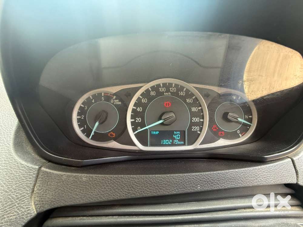 Ford Figo 2015 Diesel 130000 Km Driven