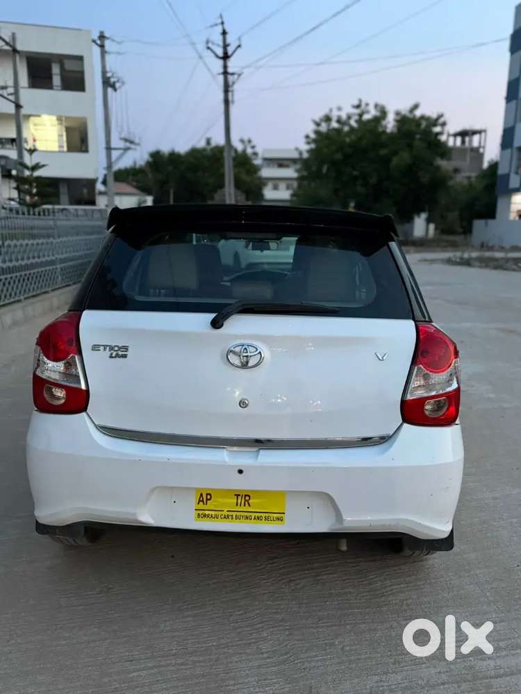 Toyota Etios Liva 2018 Petrol Well Maintained