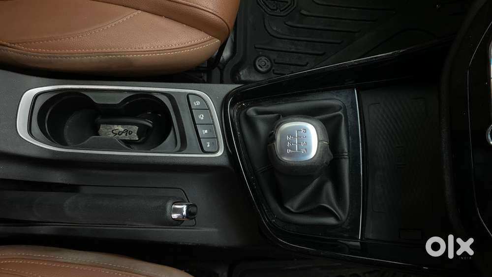 Mg Hector Plus 1.5 Hybrid Sharp Turbo 6 Str, 2022, Petrol