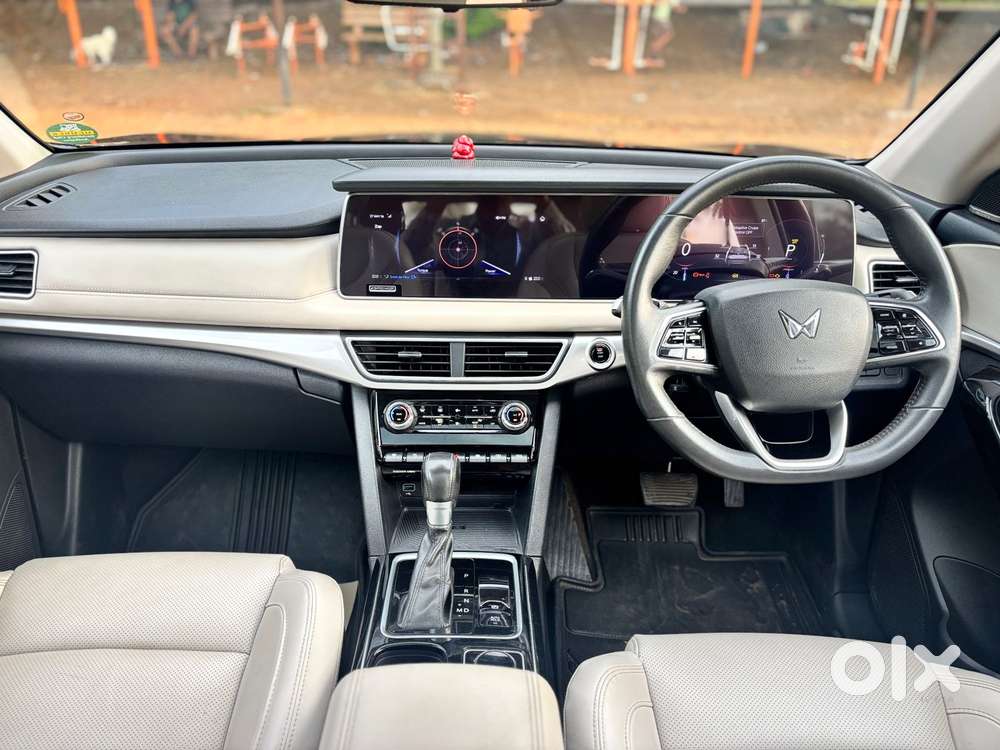 Mahindra Xuv700, 2022, Diesel