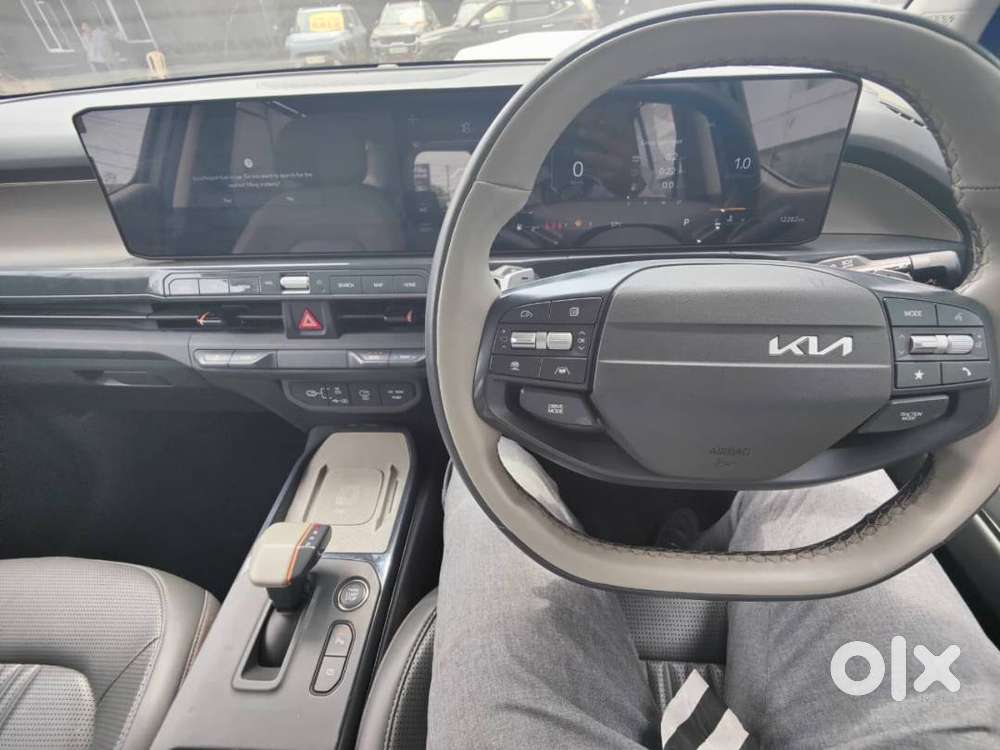 Kia Syros G1.0t 7dct Htx Plus (o), 2025 Model.