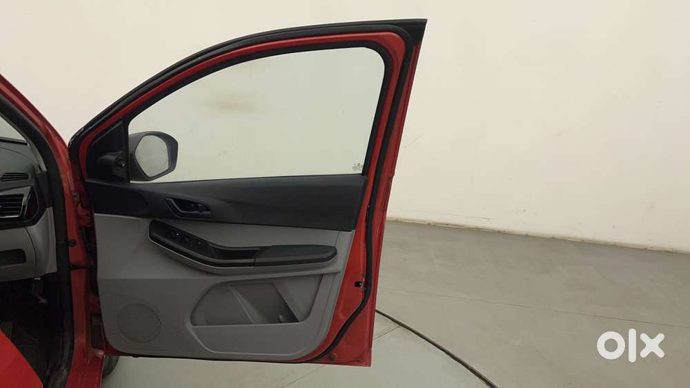 Tata Tiago 1.2 Revotron Xta, 2021, Petrol