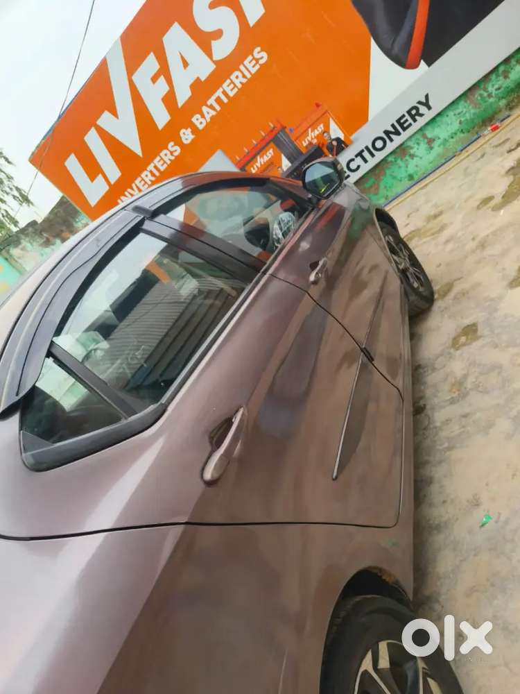 Tata Tigor Revotron Xt 2017