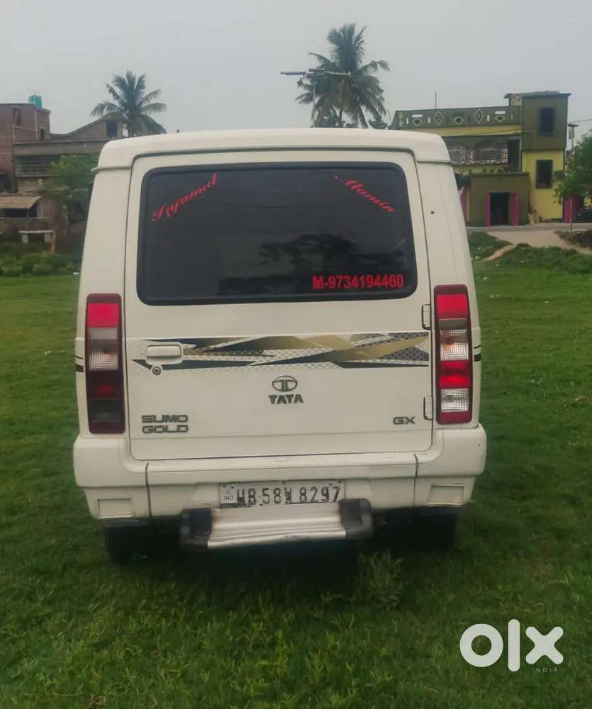 Tata Sumo Gold 2013 Diesel 100000 Km Driven Ac Ranning