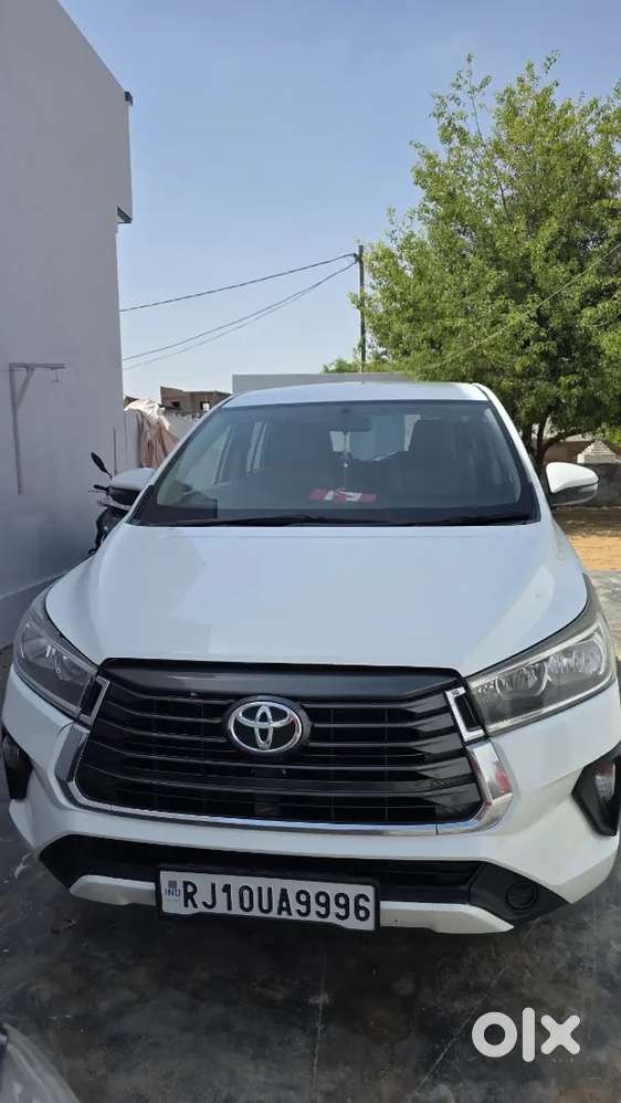 Toyota Innova Hycross 2018