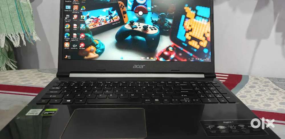 Acer Aspire 7 Gaming  Mint Condition  Backlit Keyboard  16GB RAM