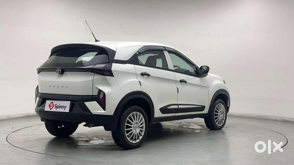 Tata Nexon 1.2 Revotron Xma Amt, 2025, Petrol
