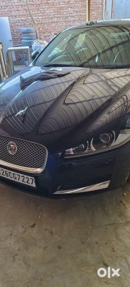Jaguar Xf 2014 Diesel 98000 Km Driven