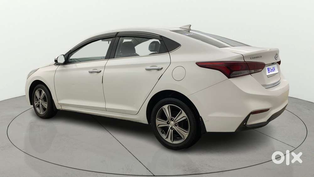 Hyundai Verna 1.6 Sx (o) Vtvt, 2018, Petrol