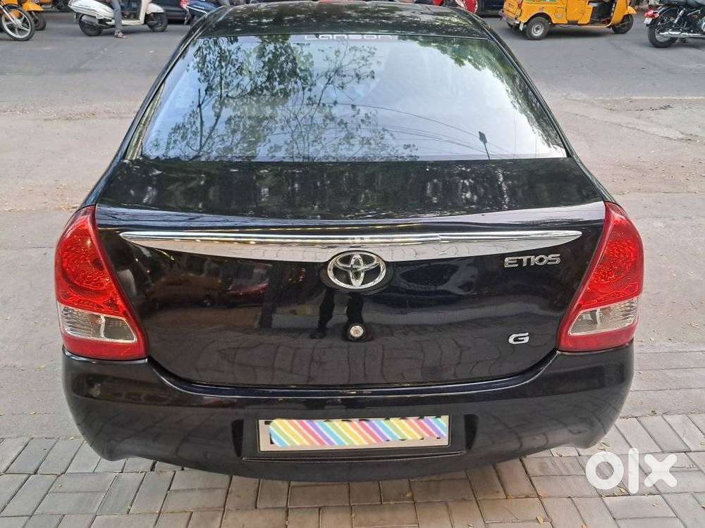 Toyota Etios 2010-2012 G Safety, 2011, Petrol