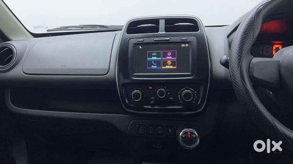 Renault Kwid 2019-ongoing 1.0 Rxt Amt (o), 2018, Petrol