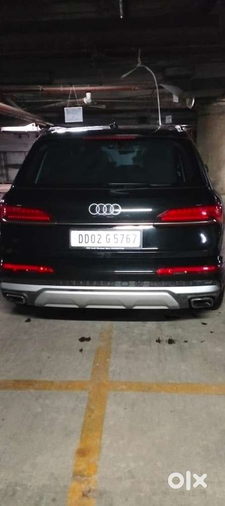 Audi Q7 Petrol 2025