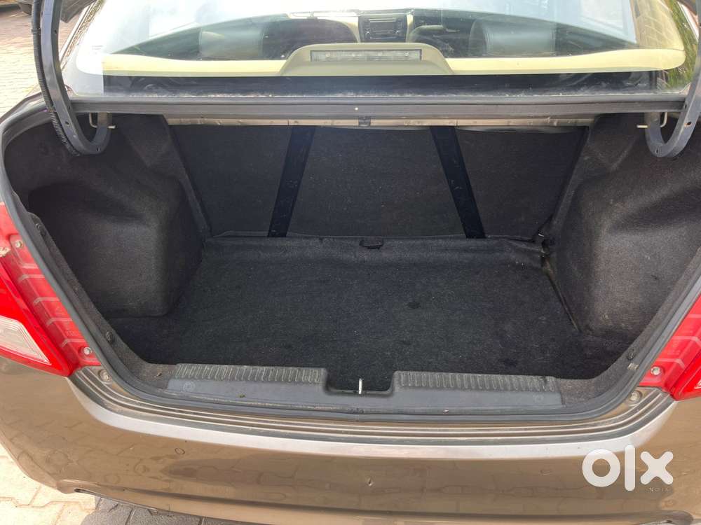 Maruti Suzuki Swift Dzire 1.2 Vxi Bsiv, 2020, Petrol