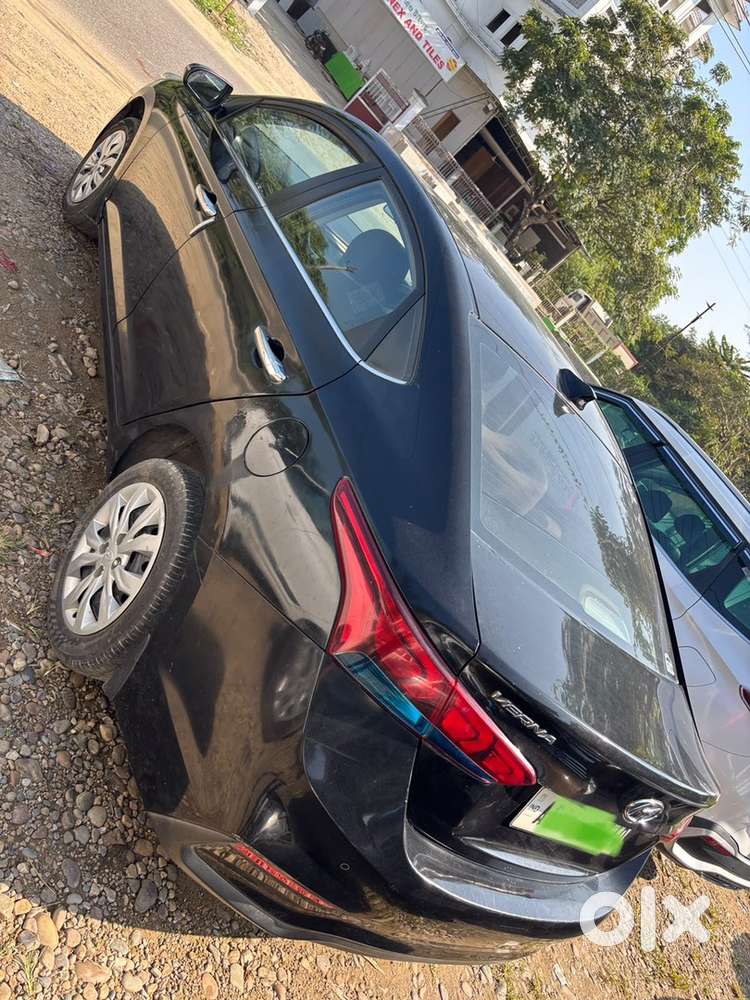 Immediately Sale Hyundai Verna 2018