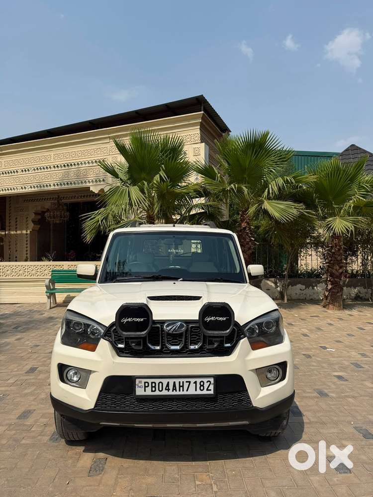Mahindra Scorpio Diesel 2016