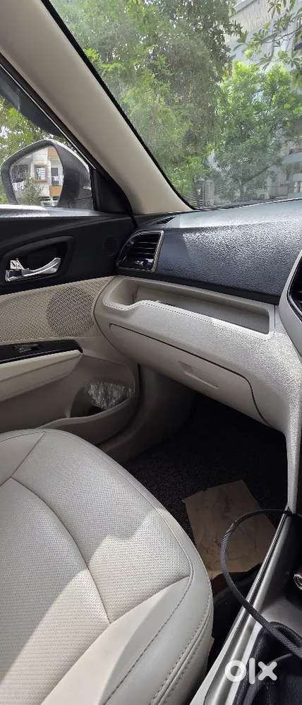 Mahindra Xuv300 2019 Diesel Well Maintained