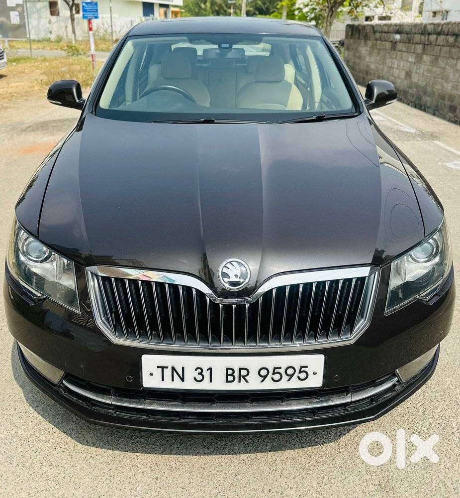 Skoda Superb 2.5 Elegance Tdi At, 2015, Diesel