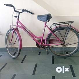 Olx second top hand ladies cycle