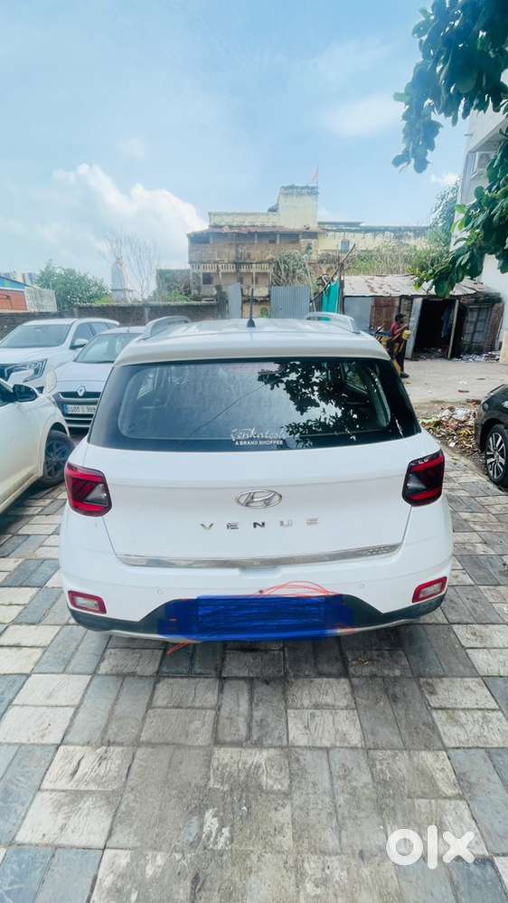Hyundai Venue Petrol 2021