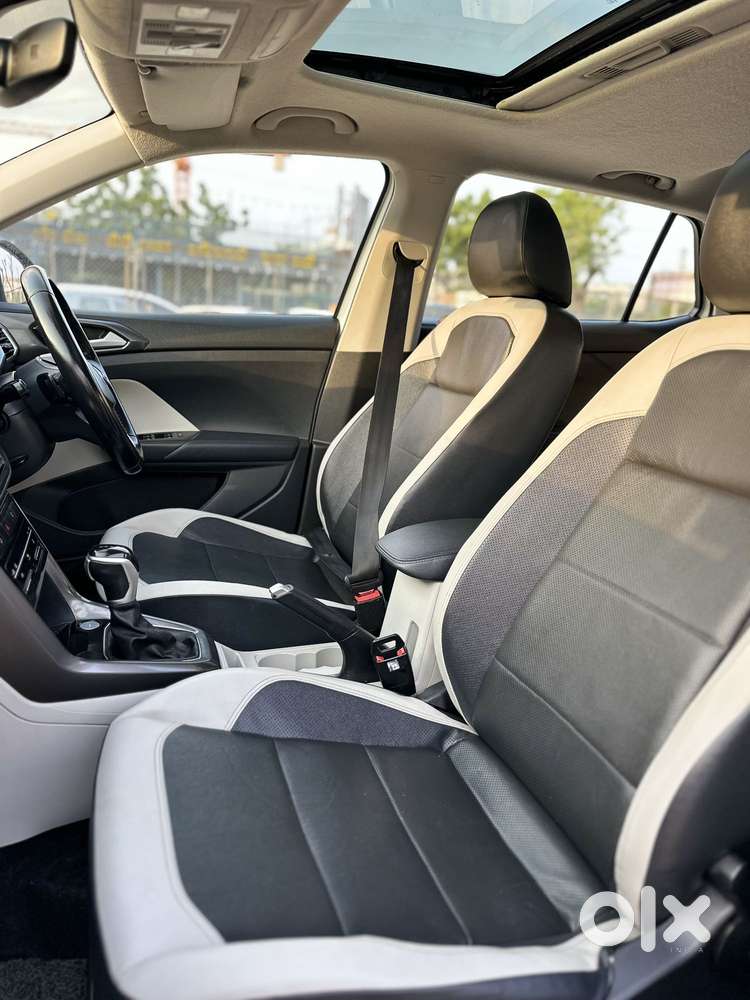 Volkswagen Taigun 1.0 Tsi Topline At, 2022, Petrol