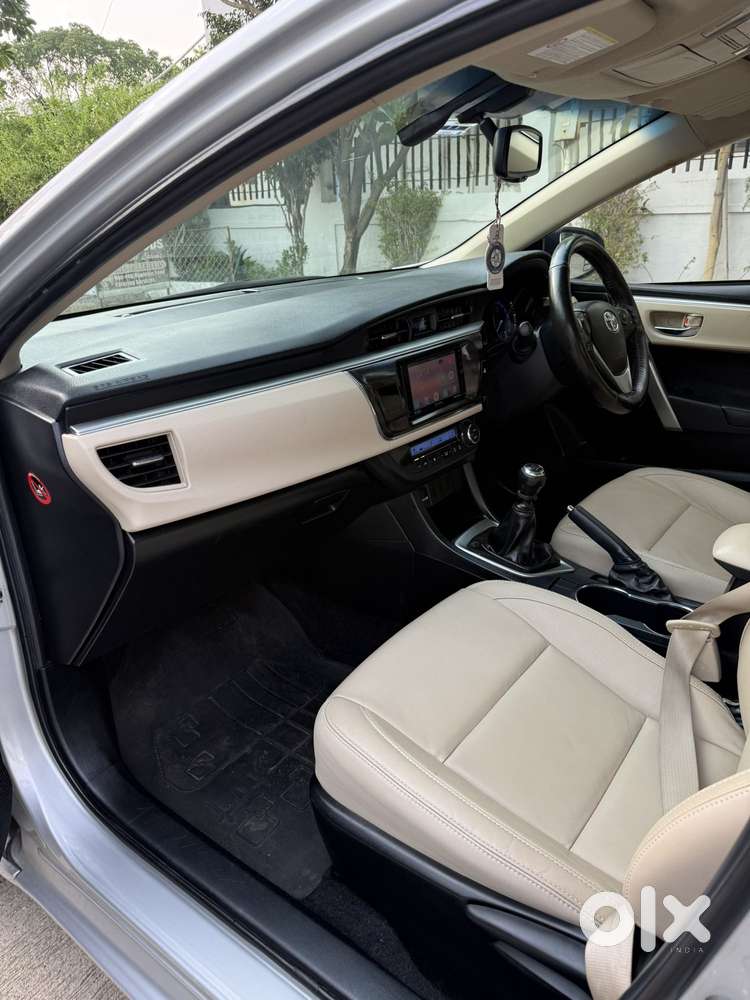 Toyota Corolla Altis 1.8 Vl, 2016, Petrol