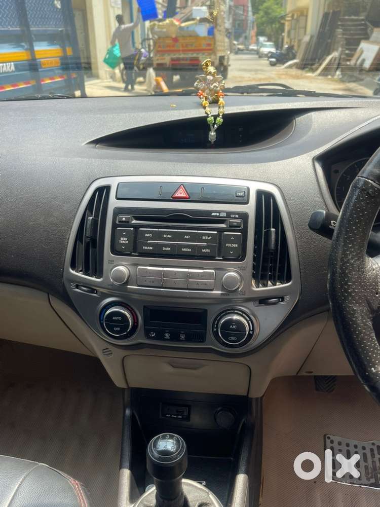 Hyundai Car Manual 2013