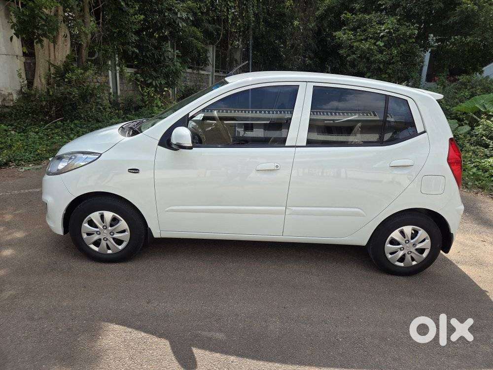 Hyundai I10 Sportz At, 2012, Petrol