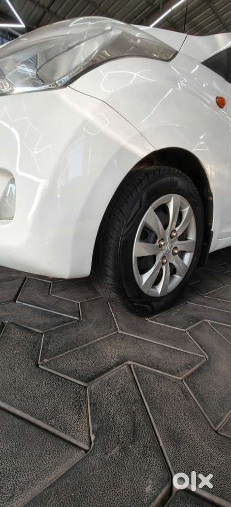 Hyundai Eon Magna +, 2013, Petrol