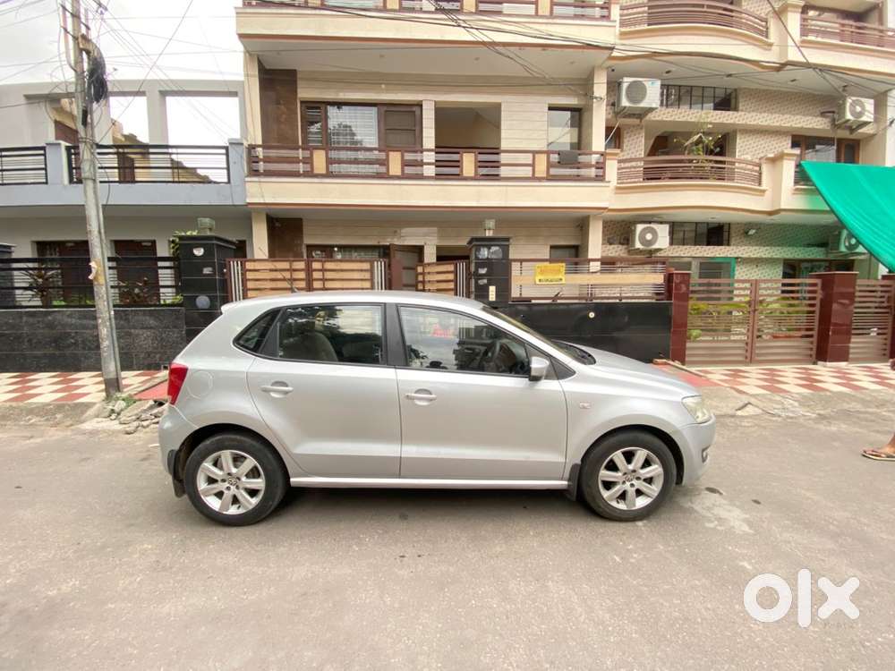 Volkswagen Polo Petrol 2011 Year