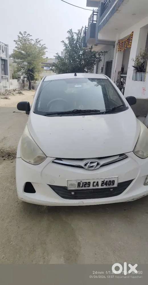 Hyundai Eon 2012 Petrol Well Maintained