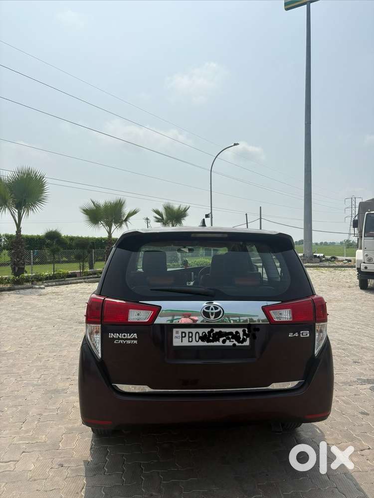 Toyota Innova Crysta 2019