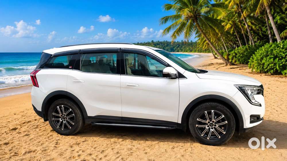 Mahindra Xuv700 2.2 Ax 7 Diesel At Luxury Pack Str Awd, 2023, Diesel
