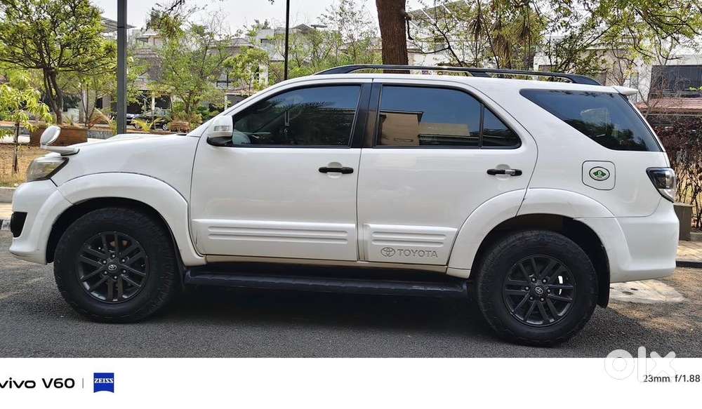 Toyota Fortuner 4*4 Automatic 2015 Full Black Interior