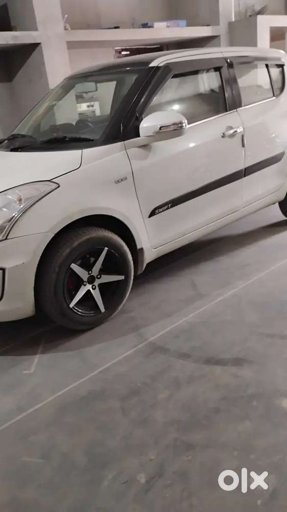 Maruti Suzuki Swift 2017 Diesel 68000 Km Driven
