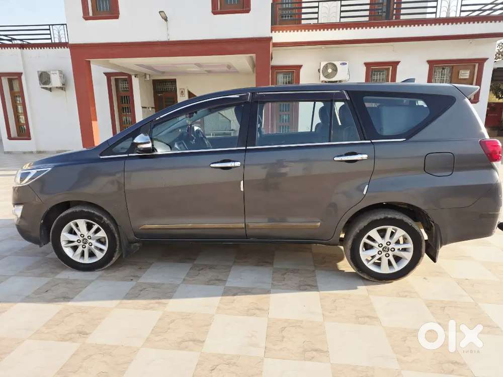 Toyota Innova Crysta 2017 Diesel 84000 Km Driven