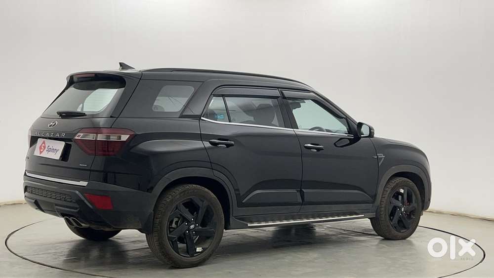 Hyundai Alcazar 1.5 Tdct Signature (o) 7s Petrol, 2023, Petrol
