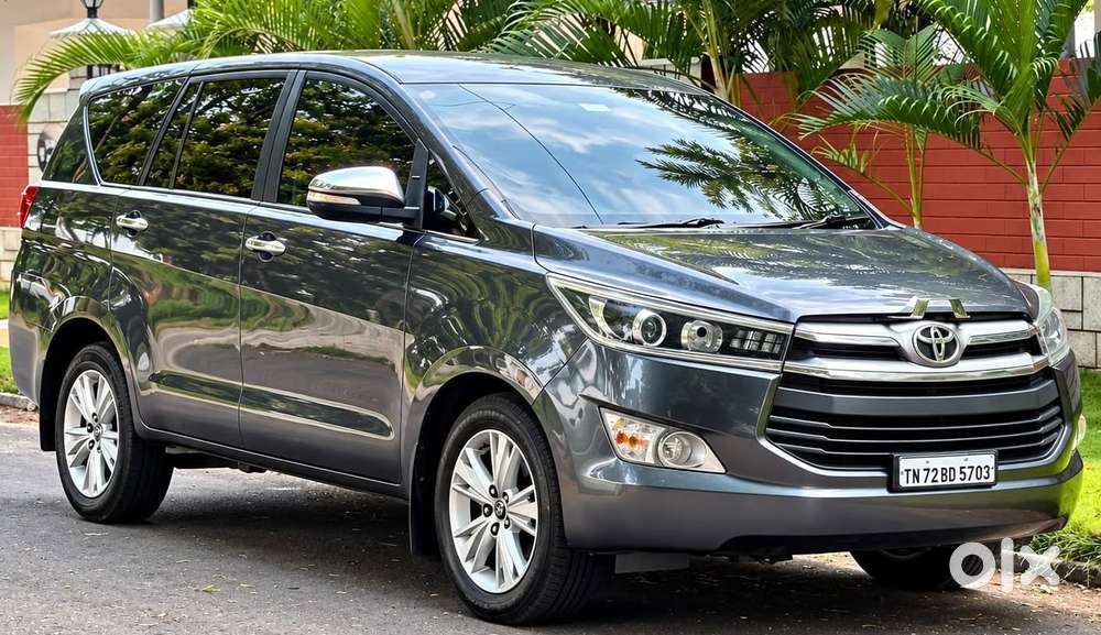 Toyota Innova Crysta 2.8z Automatic, 2016, Diesel