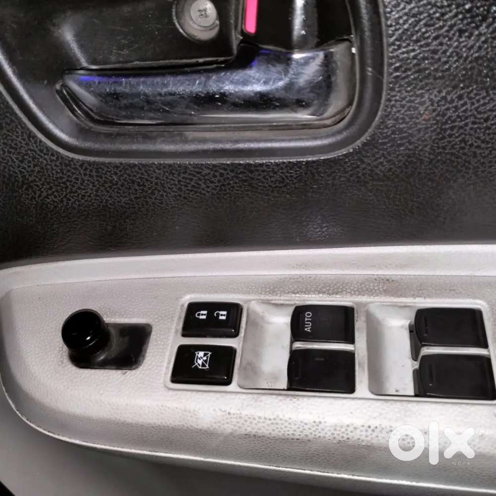 Seven Seater Lani Hai Ya Exchange Karni Hai