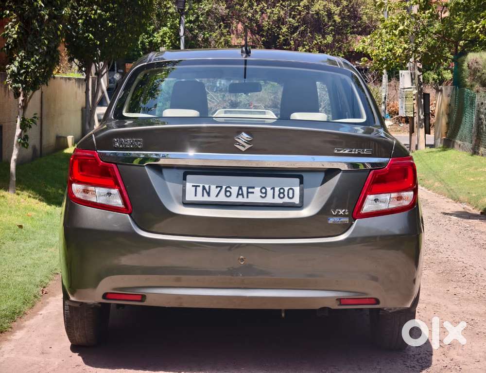 Maruti Suzuki Swift Dzire Amt Vxi, 2017, Petrol