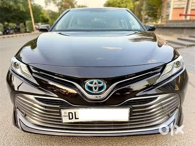 Toyota Camry Hybrid, 2020, Petrol
