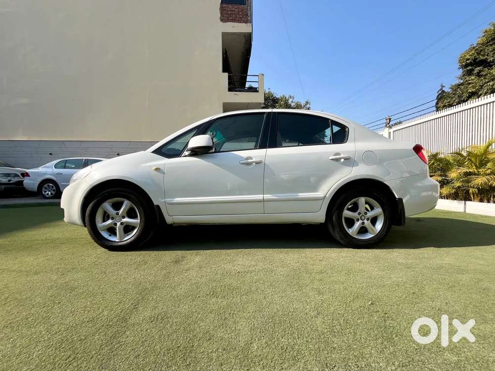 Maruti Suzuki Sx4, 2011, Petrol