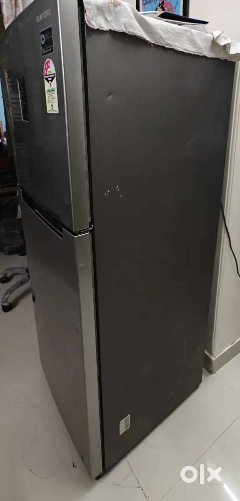 SAMSUNG FROST FREE FRIDGE