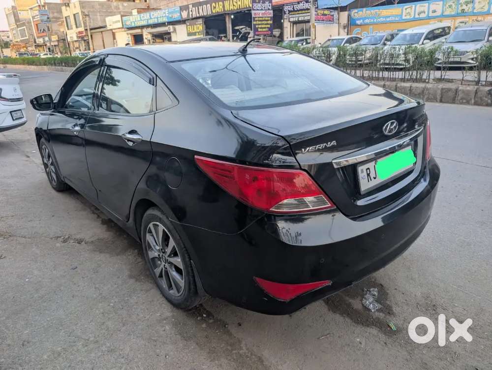 Hyundai Verna