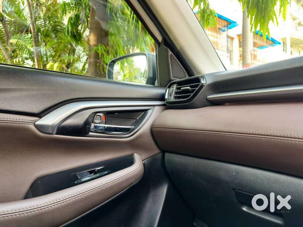 Toyota Urban Cruiser Hyryder 1.5 V Hybrid, 2024, Petrol