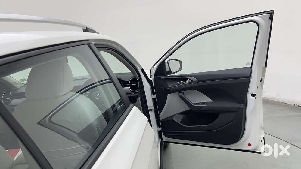 Skoda Kushaq Ambition 1.0l Tsi Mt, 2023, Petrol