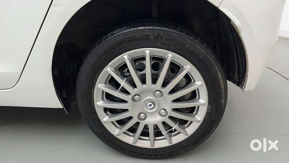 Tata Altroz 1.2 Xt, 2022, Petrol