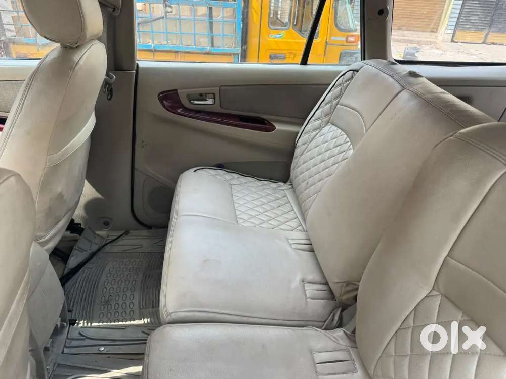 Toyota Innova 2.5 Vx 2006