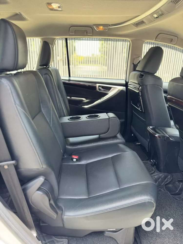 Toyota Innova Crysta [2020-ongoing] 2.4 Zx 7 Str, 2023, Diesel